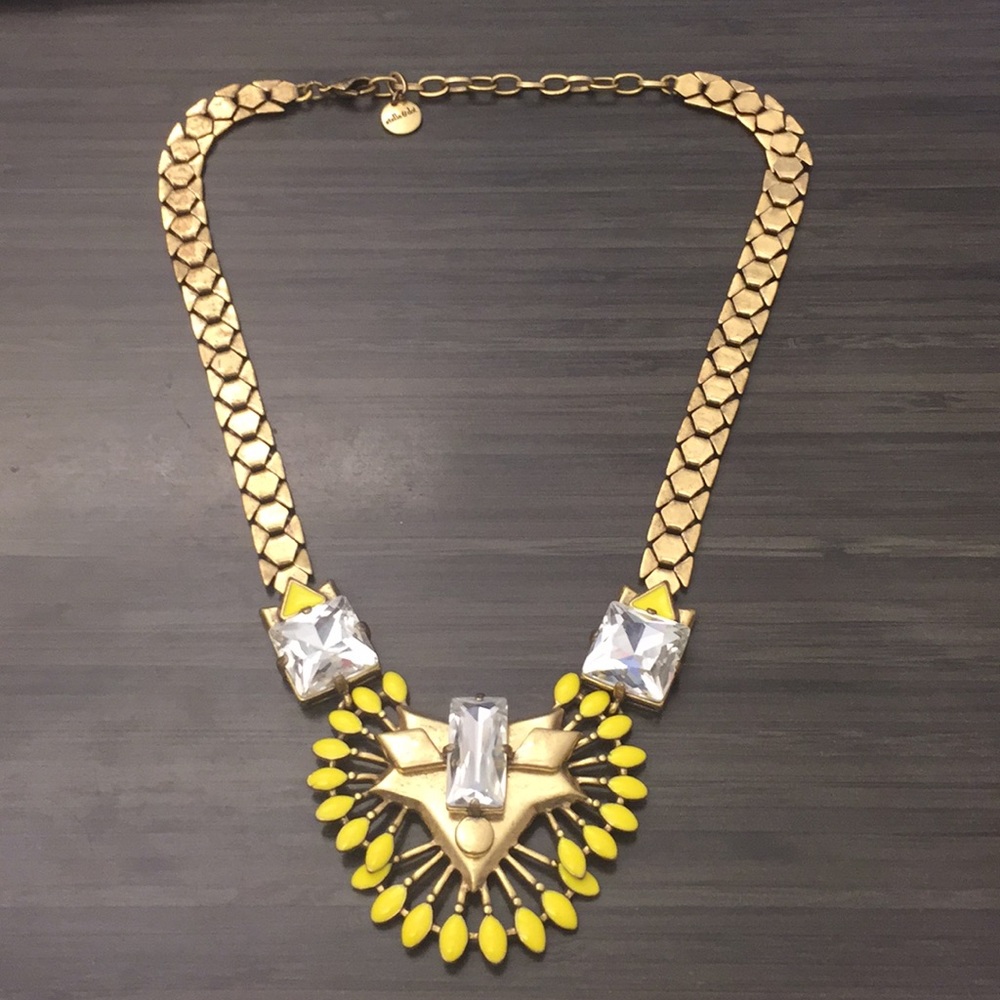 Stella and Dot Norah Pendant Necklace